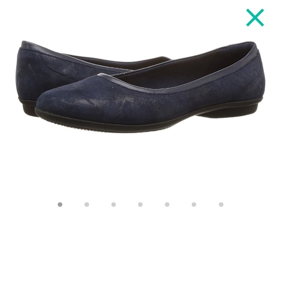 clarks navy flat shoes